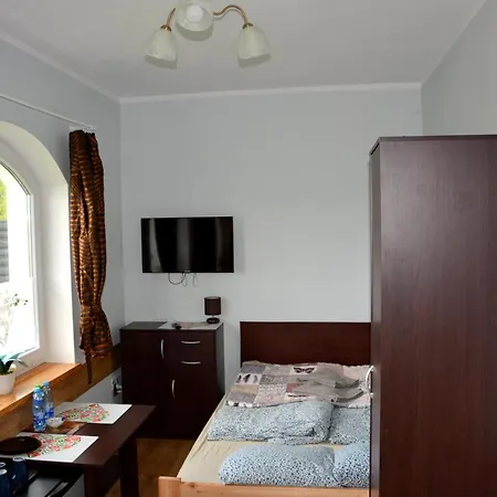 I Pokoje Goscinne Ala Habitación en casa particular *